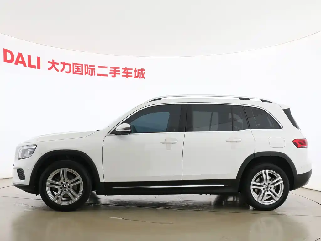 Mercedes-Benz GLB 2022 — фото 15