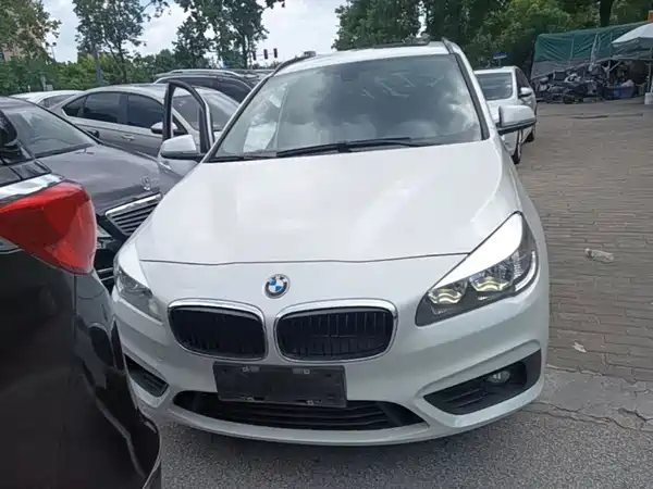 BMW 2 Series Wagon 2017
