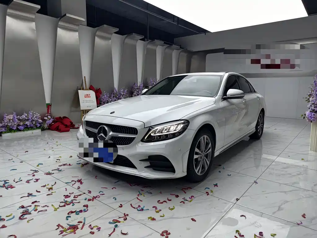 Mercedes-Benz C-Class 2020