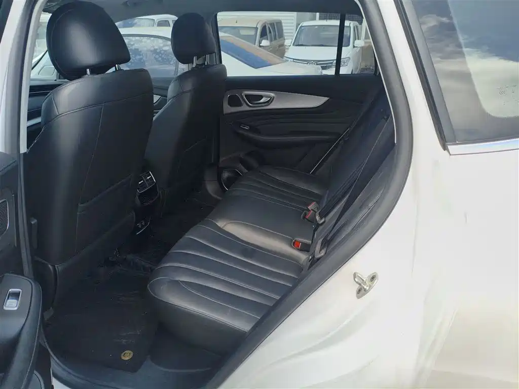 Roewe RX5 MAX 2021 — фото 13
