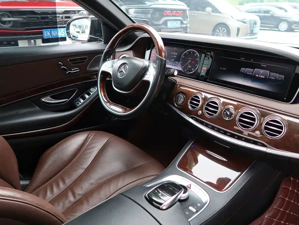 Mercedes-Benz S-Class 2015 — фото 12