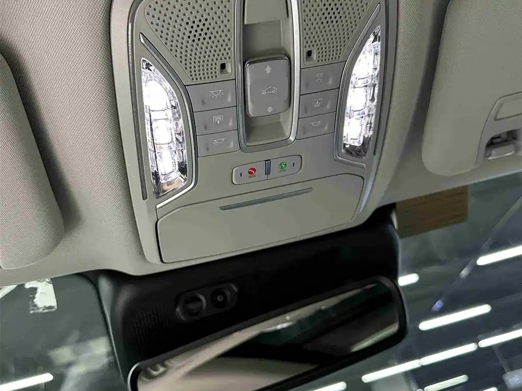 GAC Motor Trumpchi GS8 2023 — фото 16