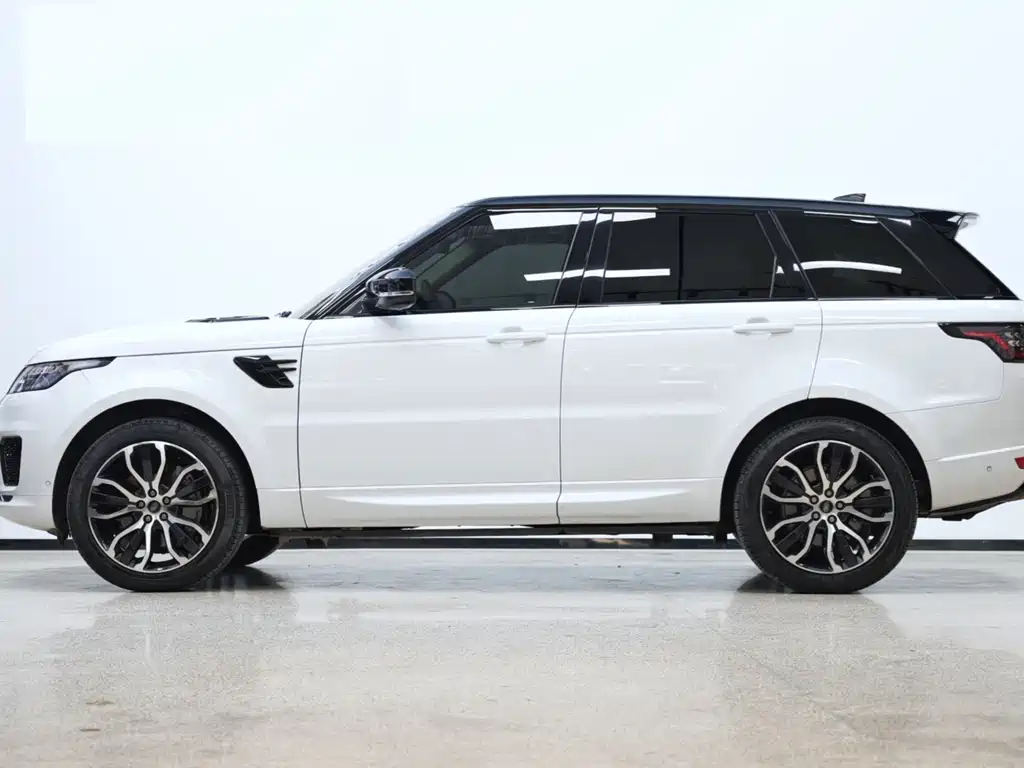 Land Rover Sport 2022