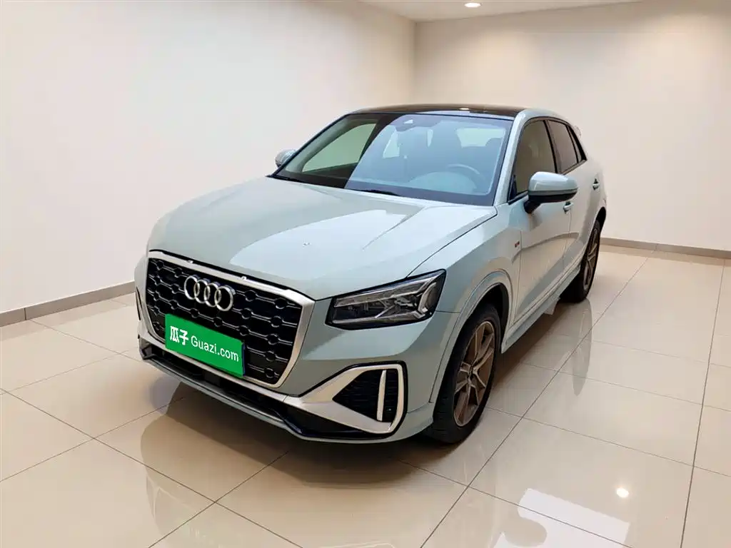 Audi Q2L 2023