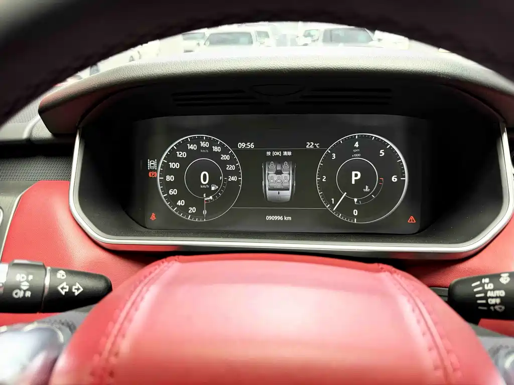 Land Rover Range Rover Sport 2018 — фото 11