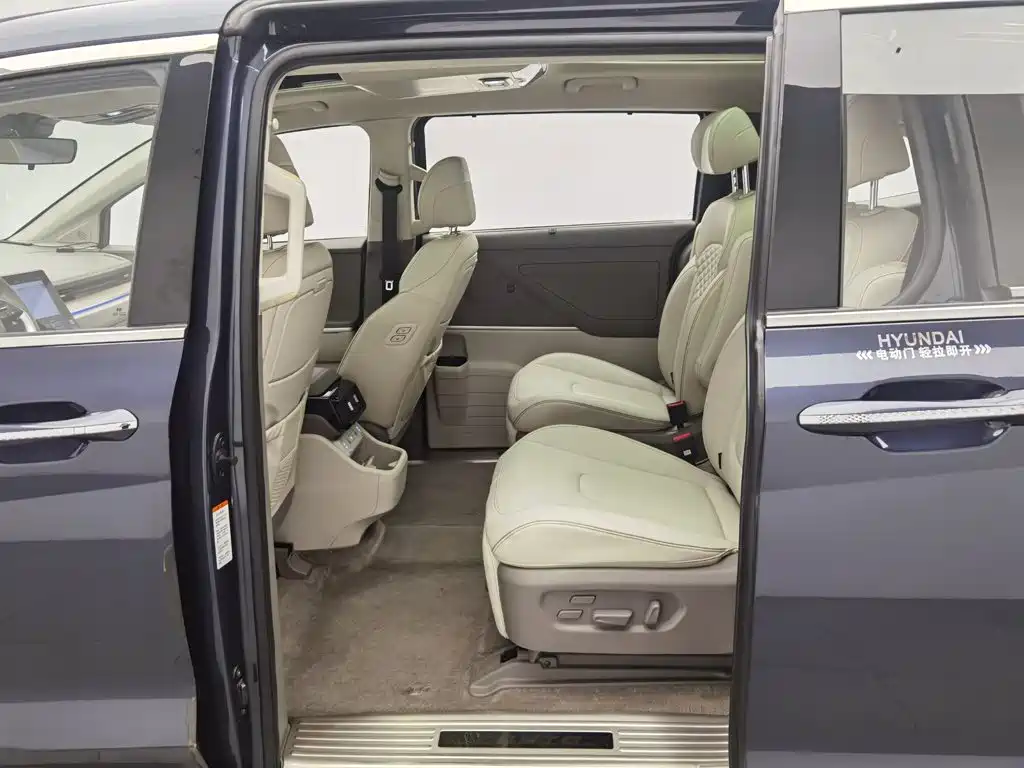 Hyundai Custin 2022 — фото 15