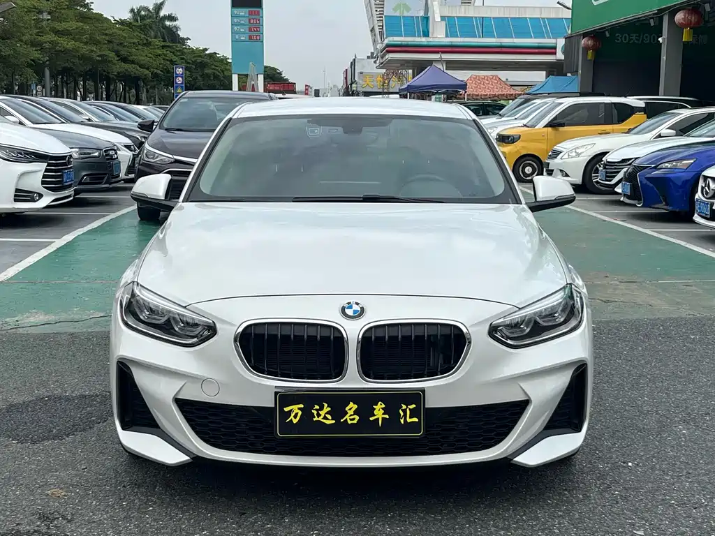 BMW 1 Series 2023