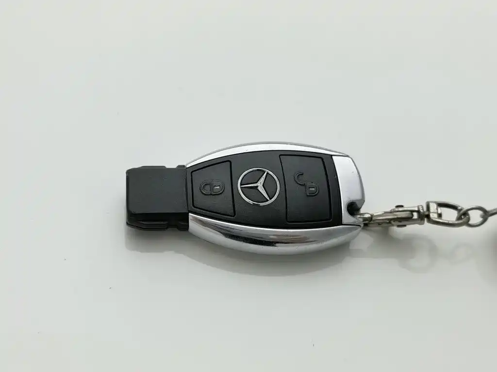 Mercedes-Benz GLA 2017 — фото 19