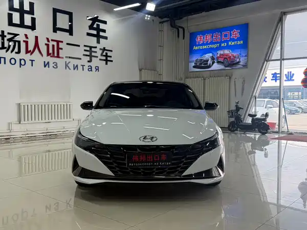 Hyundai Elantra 2023