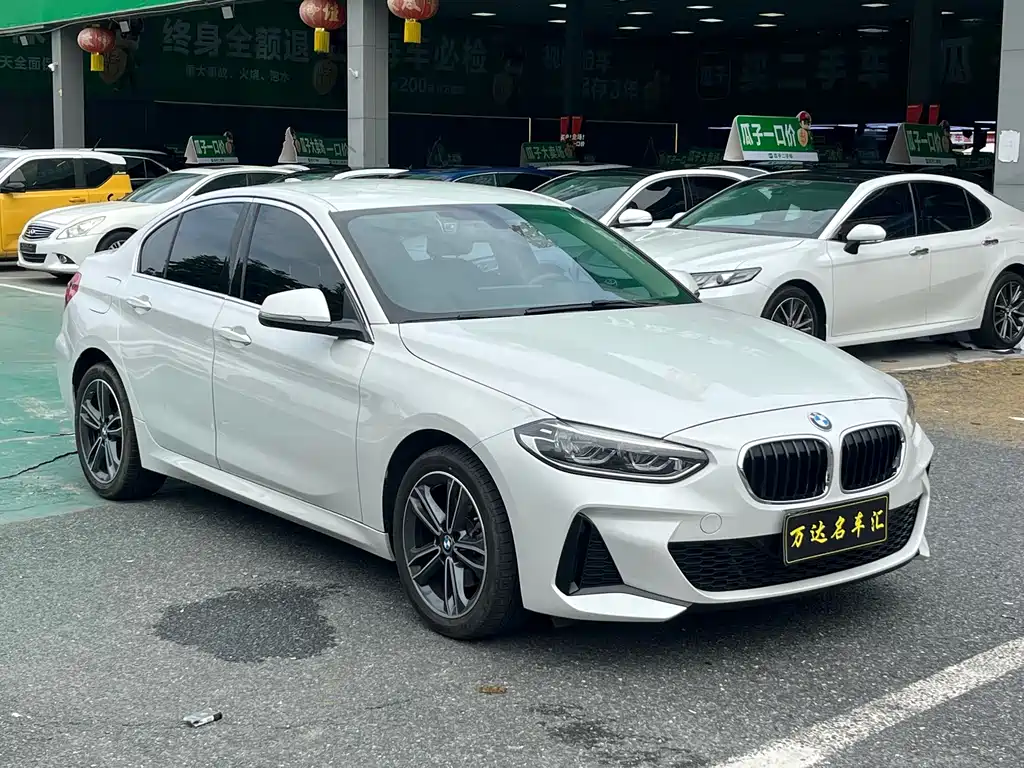 BMW 1 Series 2023