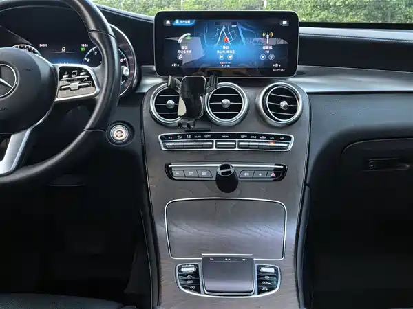 Mercedes-Benz GLC 2020