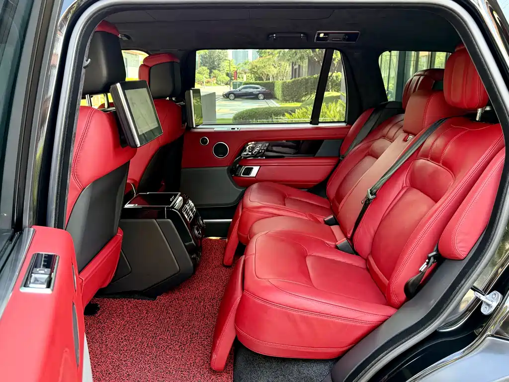 Land Rover Range Rover 2022 — фото 15