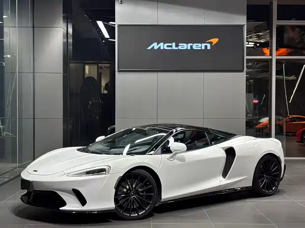 McLaren GT 2023