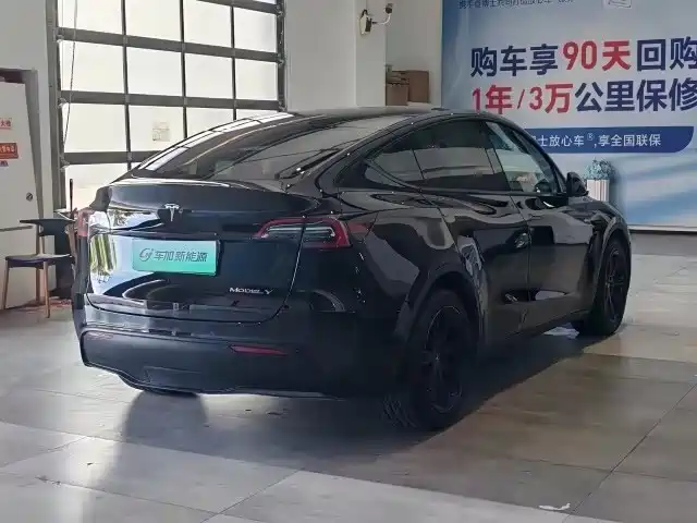 Tesla Model Y 2021 — фото 9