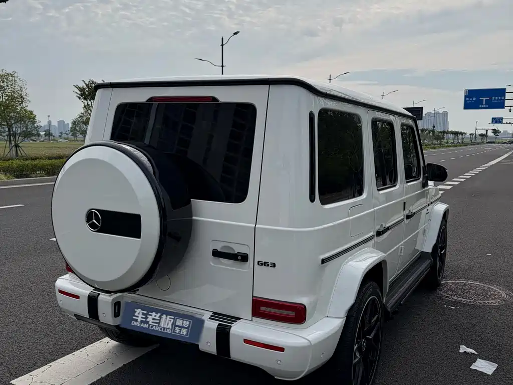 Mercedes-Benz G-Class 2023 — фото 12