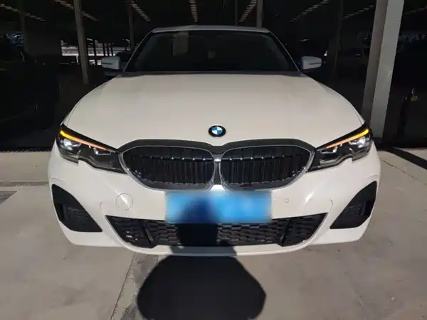 BMW 3 Series 2021