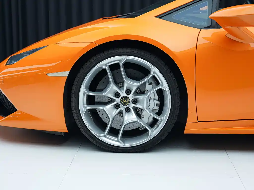 Lamborghini Huracan 2016 — фото 9