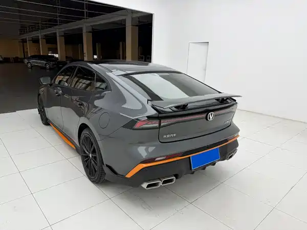 Changan UNI-V 2024