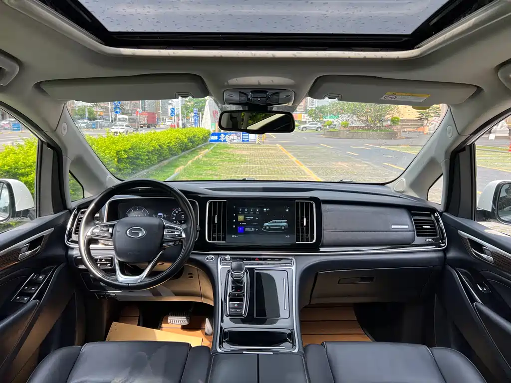 GAC Motor Trumpchi M8 2022 — фото 10