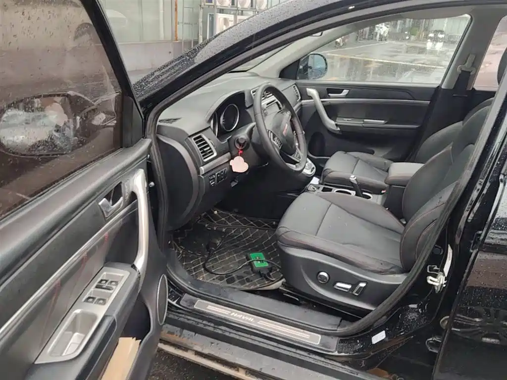 Haval H6 2015 — фото 12
