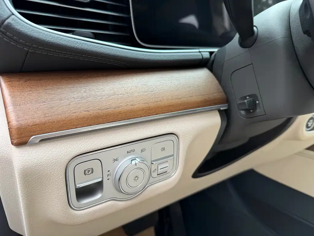 Mercedes-Benz GLE 2020 — фото 18