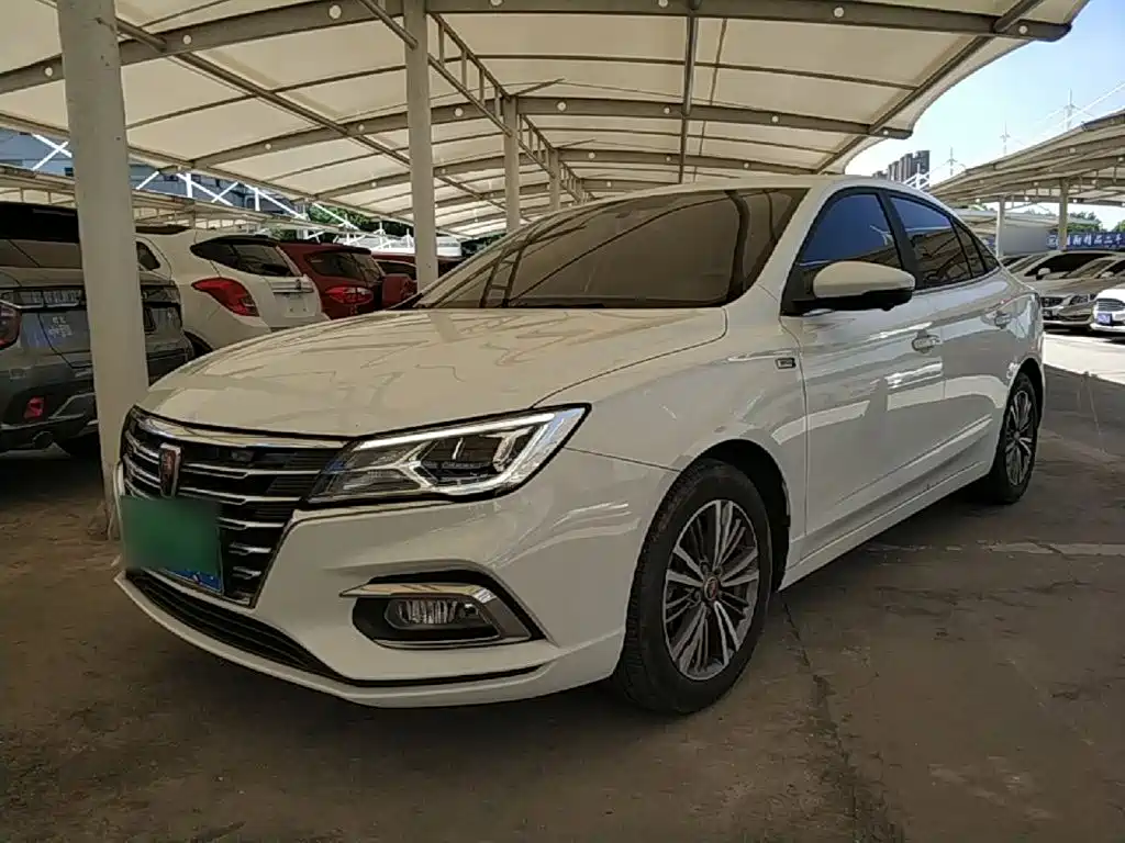 Roewe i5 2018 — фото 1