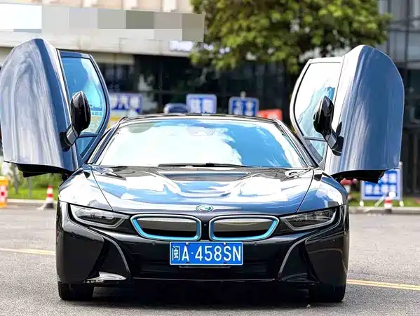 BMW i8 2015
