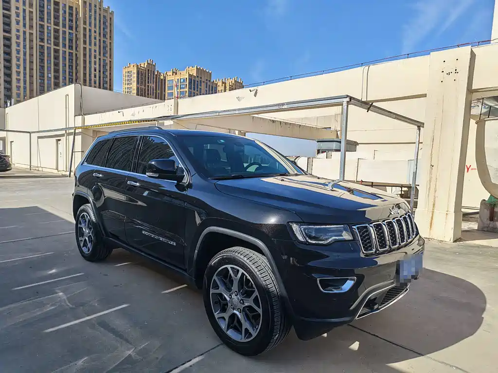 Jeep Grand Cherokee 2021