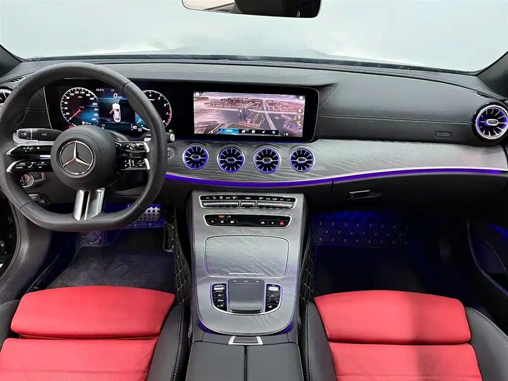 Mercedes-Benz E-Class 2024 — фото 10
