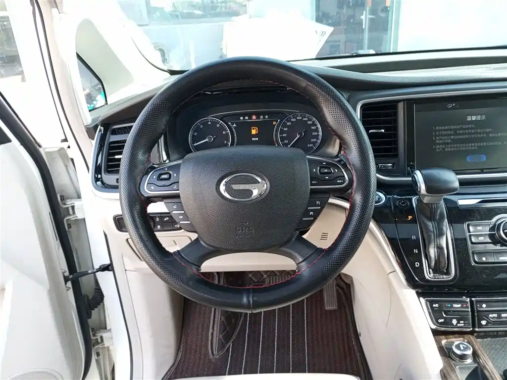 GAC Motor Trumpchi M8 2018 — фото 7