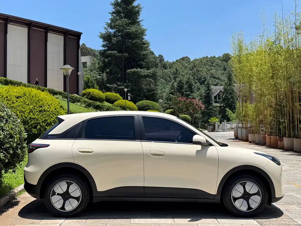 Geely Galaxy Starwish 2025
