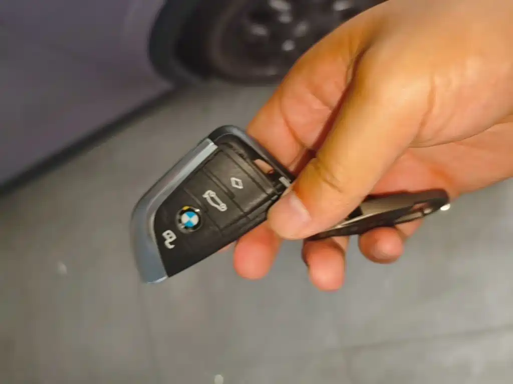 BMW i3 2023 — фото 9