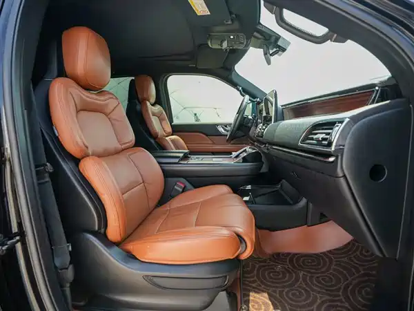 Lincoln Navigator 2020
