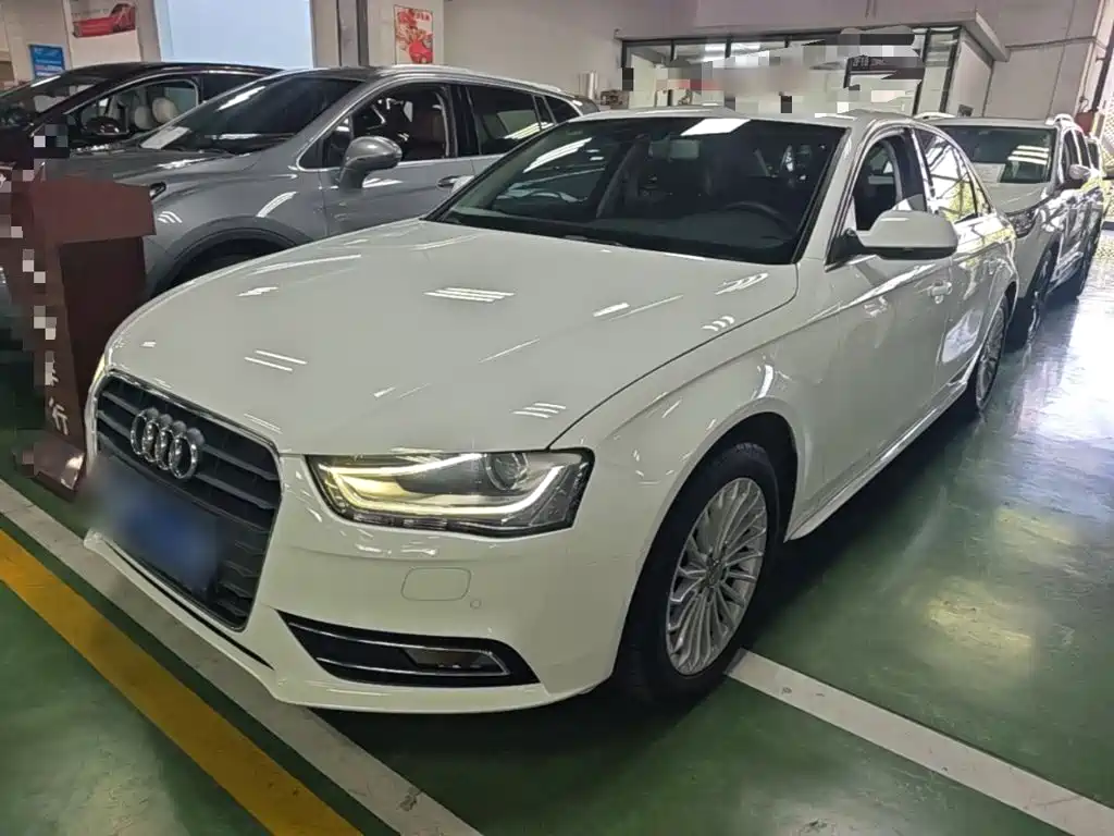 Audi A4L 2014