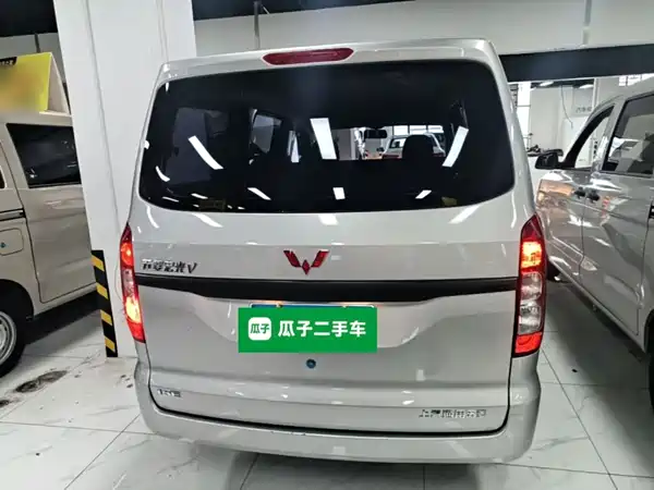 Wuling Hongguang V 2025