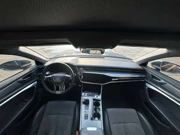 Audi A6L 2021