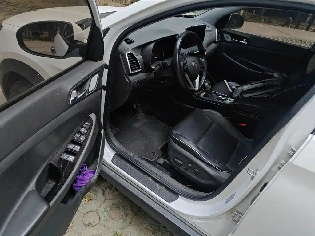 Hyundai Tucson 2019 — фото 14