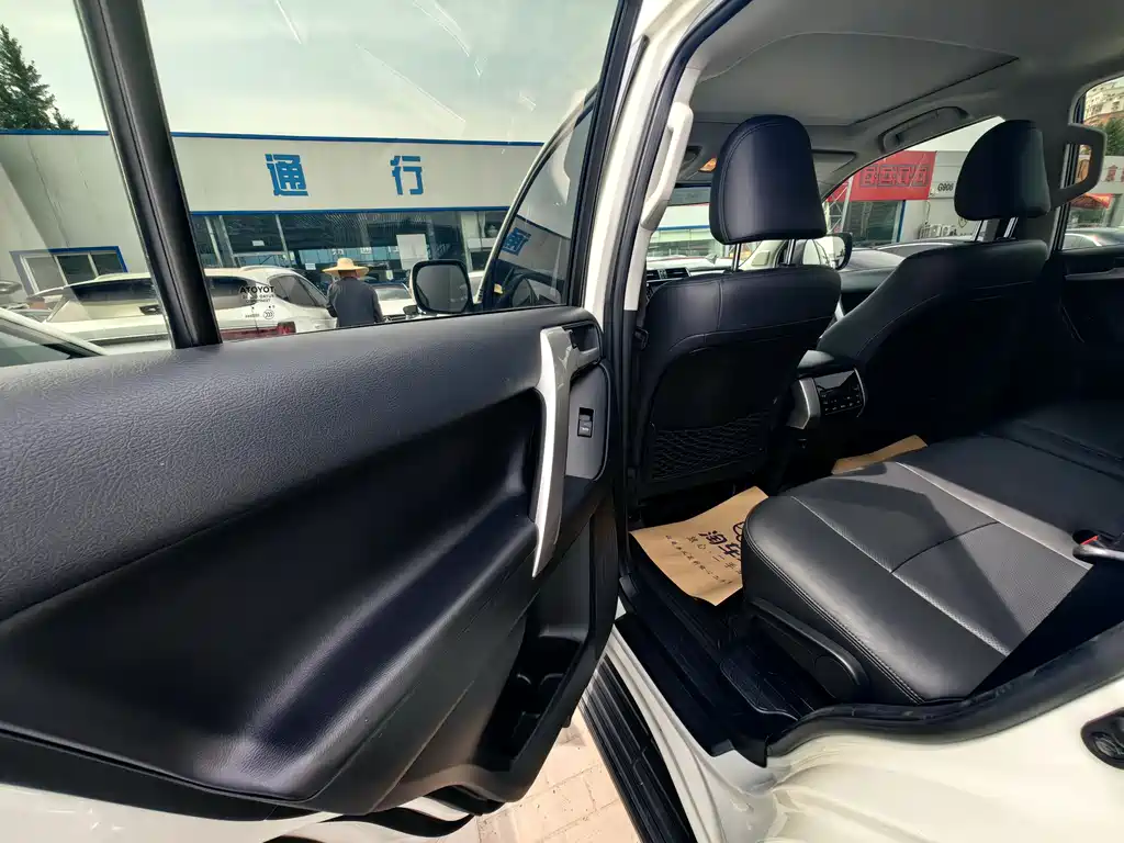 Toyota Prado 2019 — фото 20