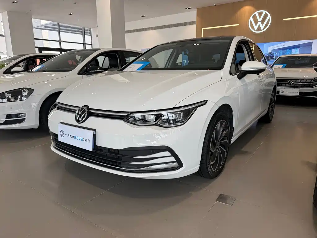 Volkswagen Golf 2022