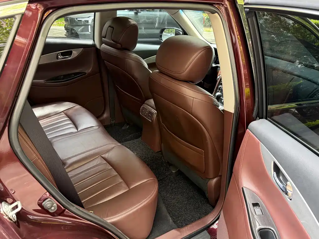 Infiniti QX50 2016 — фото 17
