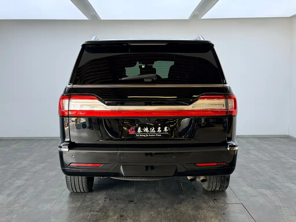 Lincoln Navigator 2018 — фото 6