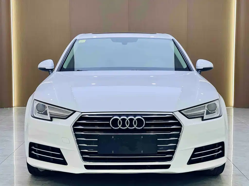 Audi A4L 2018 — фото 2