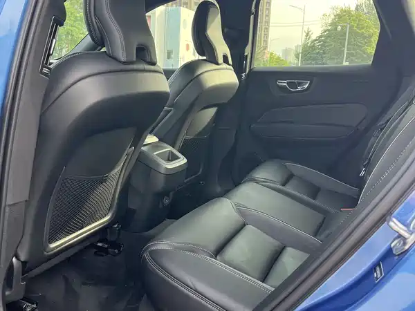 Volvo XC60 2021