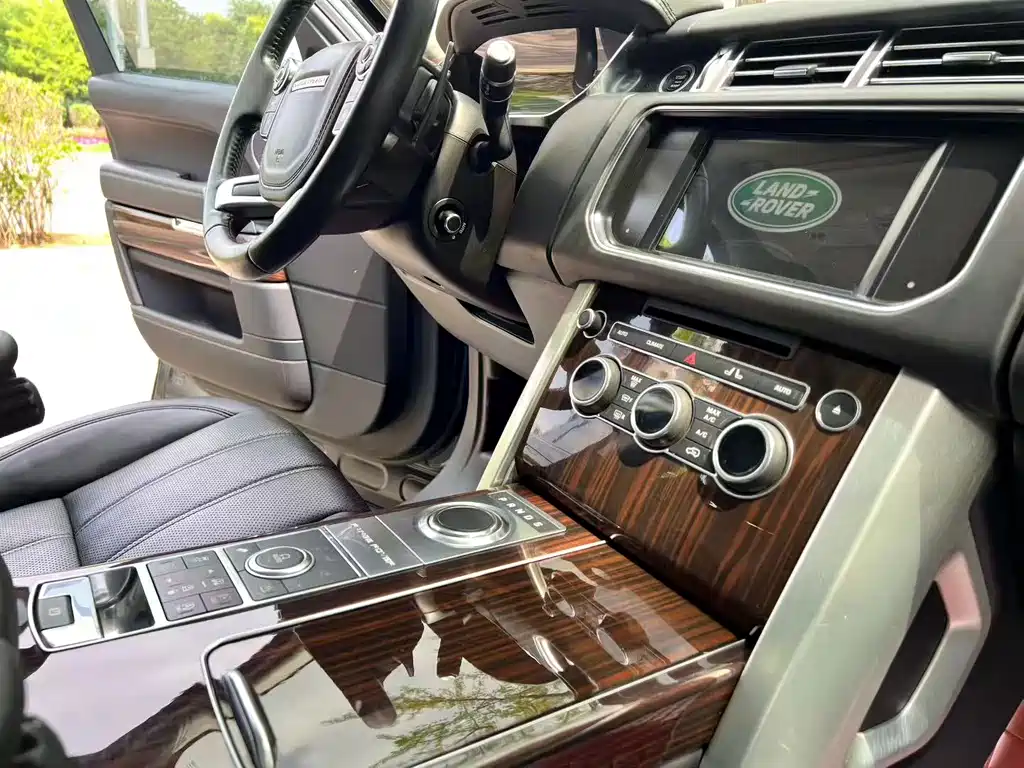 Land Rover Range Rover 2016 — фото 11