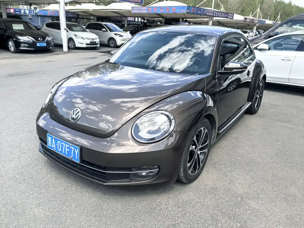 Volkswagen Beetle 2015 — фото 1