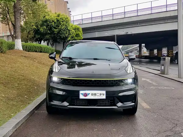 Lynk & Co 05 2022