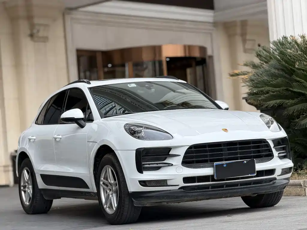 Porsche Macan 2021 — фото 2