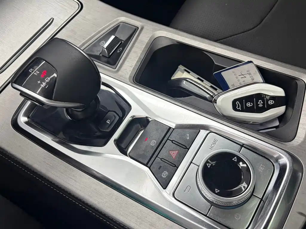 Jetour Jietu X70 PLUS 2022 — фото 14
