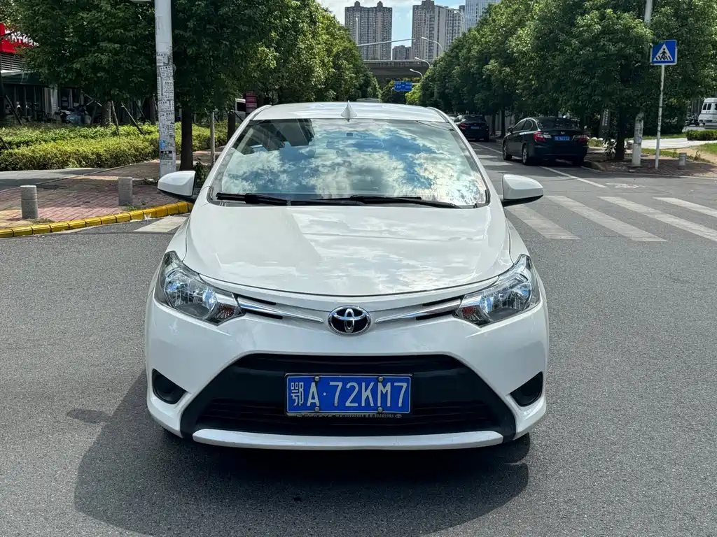 Toyota Vios 2015