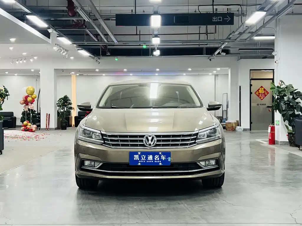 Volkswagen Passat 2017 — фото 2